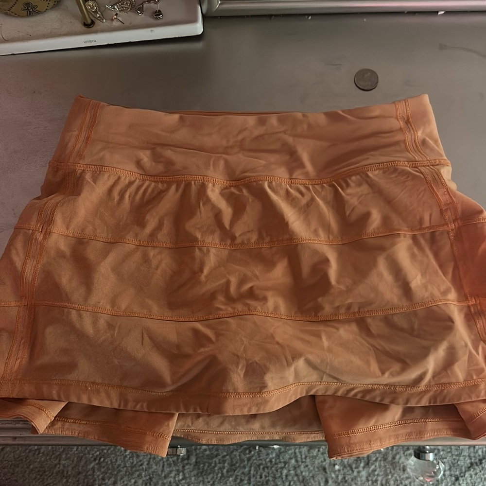 Orange Lululemon pace revival ruffle skirt sz 4